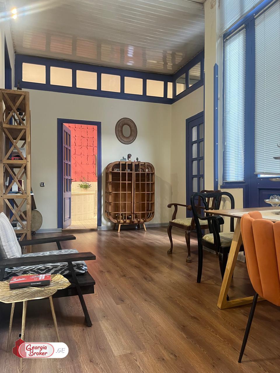 nearly repaired 4-room apartment for rent